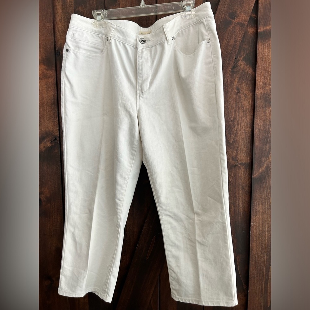 Coldwater Creek Women's White Denim Jean Capri Size 14